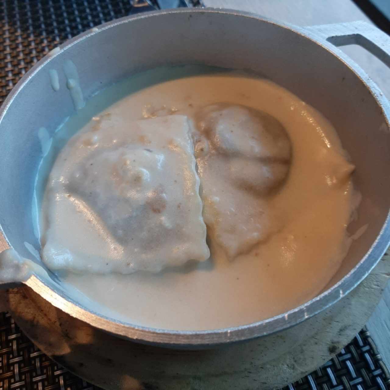 Raviolis de Zapallo a los 4 Quesos (acompañamiento)