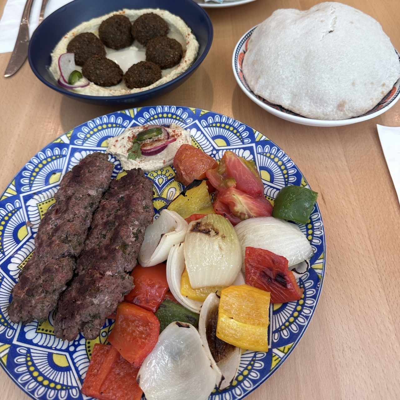 Platos - Kebab con Guarnición