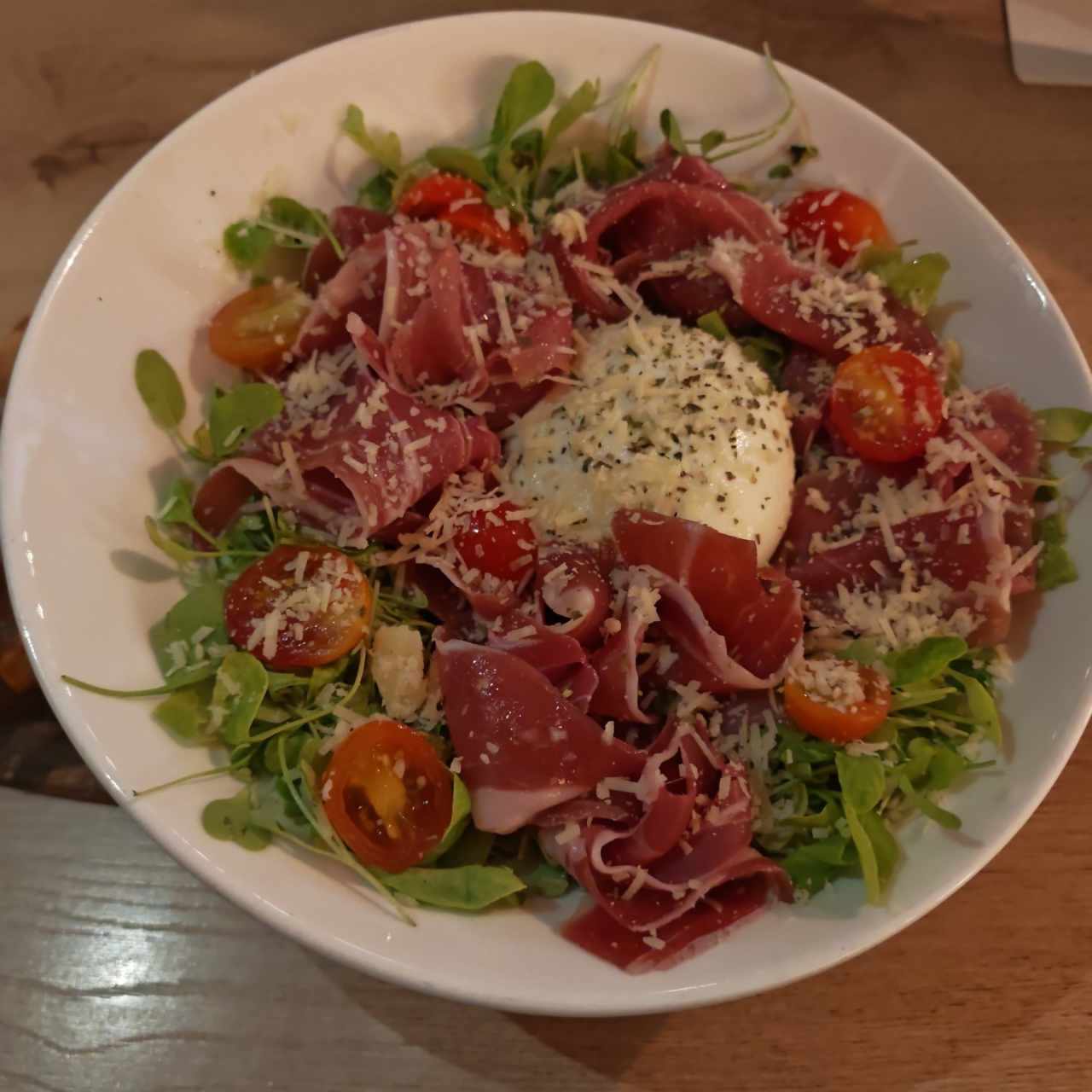 Ensaladas - Burrata Bowl