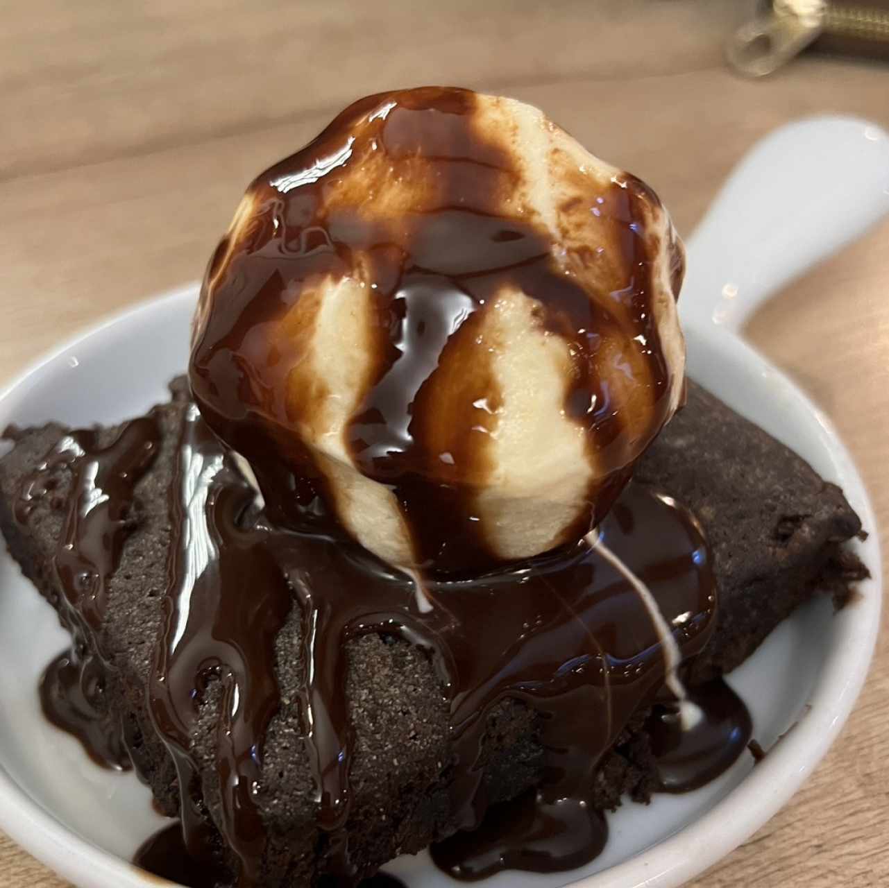 Postres - Brownie con Helado