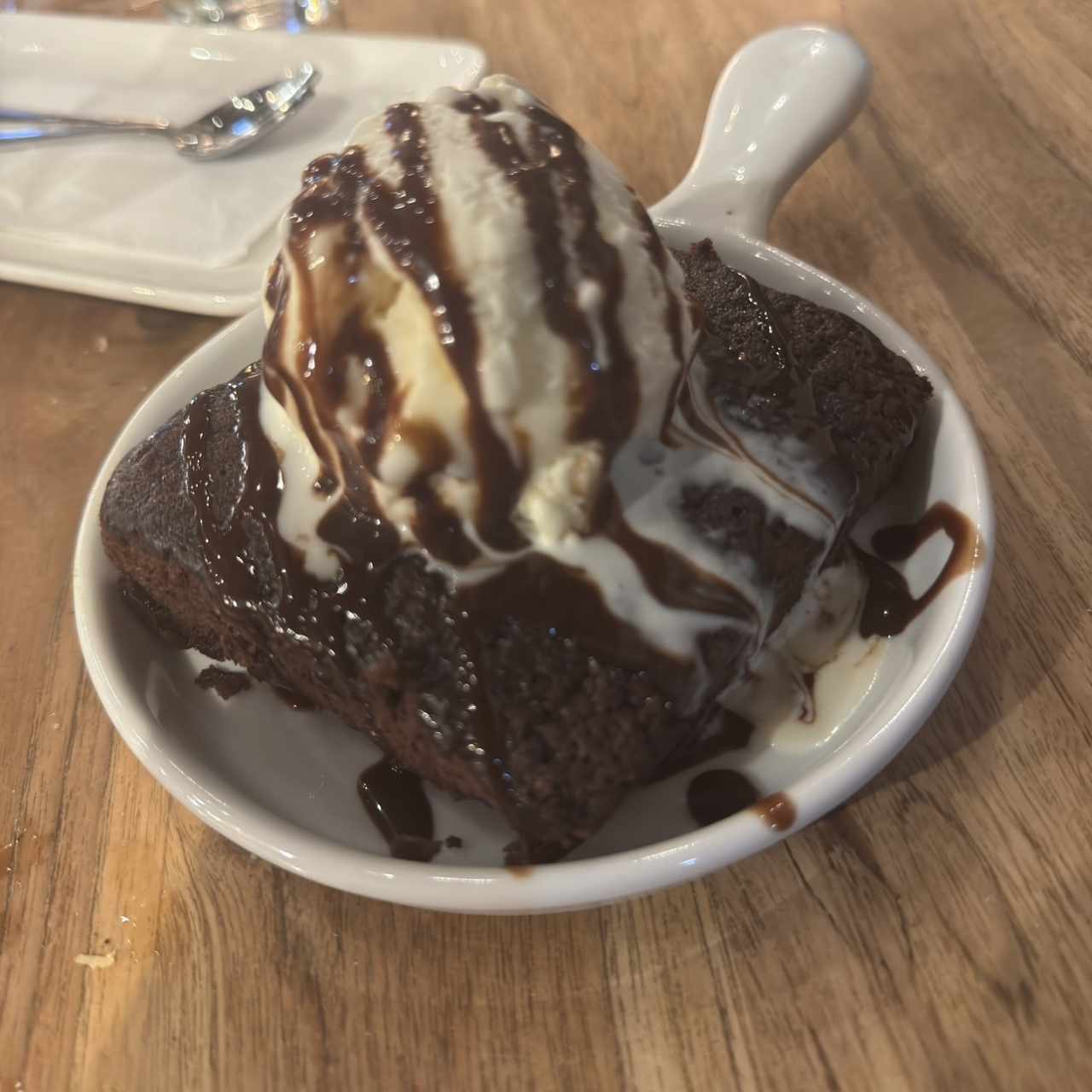 Postres - Brownie con Helado