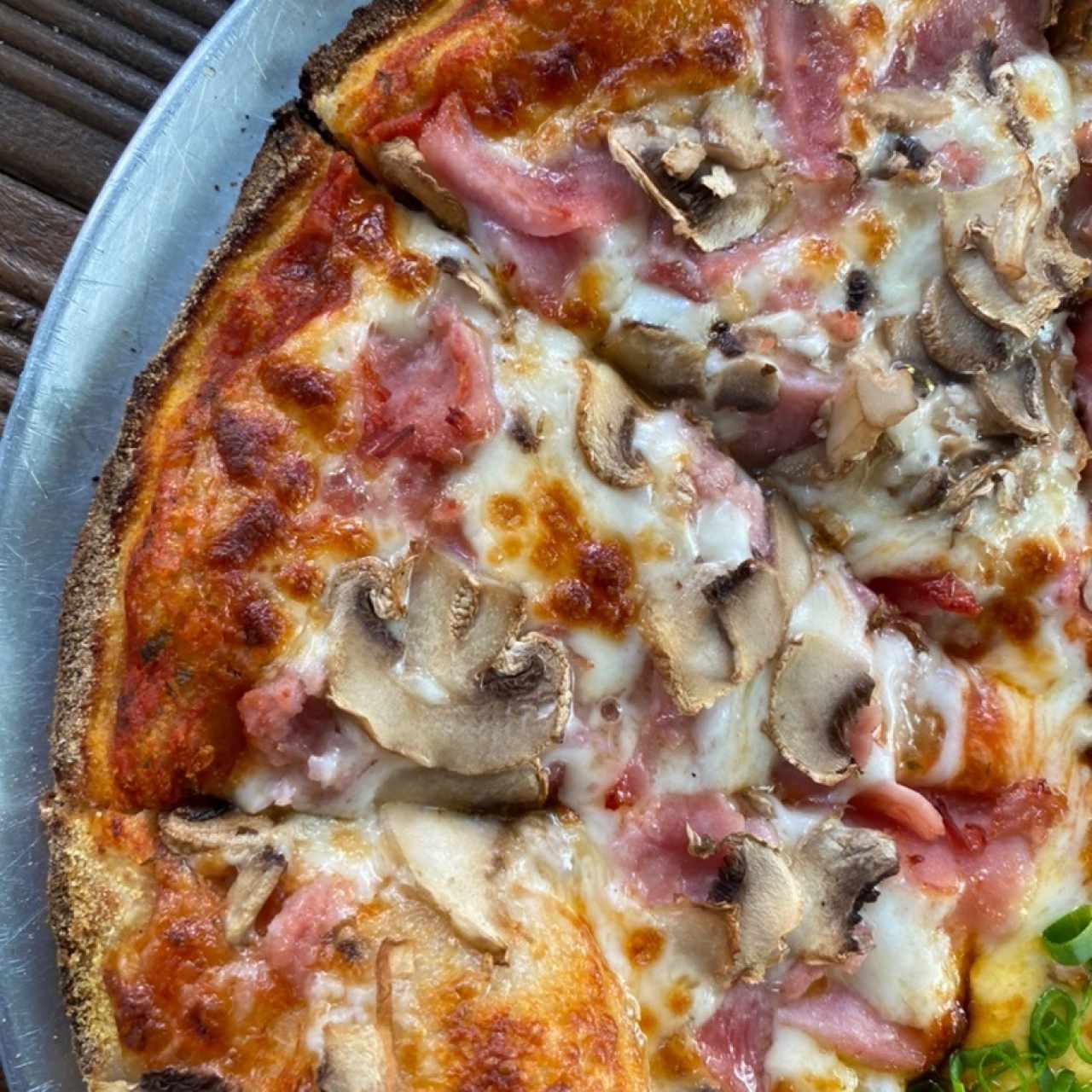 Pizzas - Jamón y Hongos