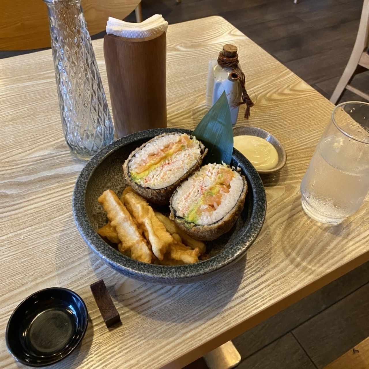 ESPECIALIDADES - Rice Sushi Burguer