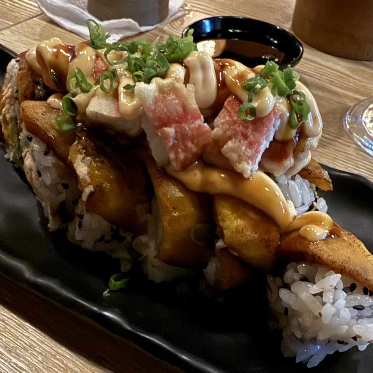 SUSHI - Filipino Roll