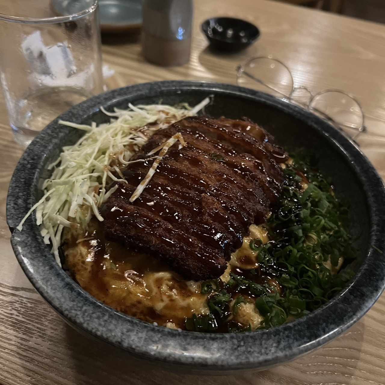 ESPECIALIDADES - Katsudon