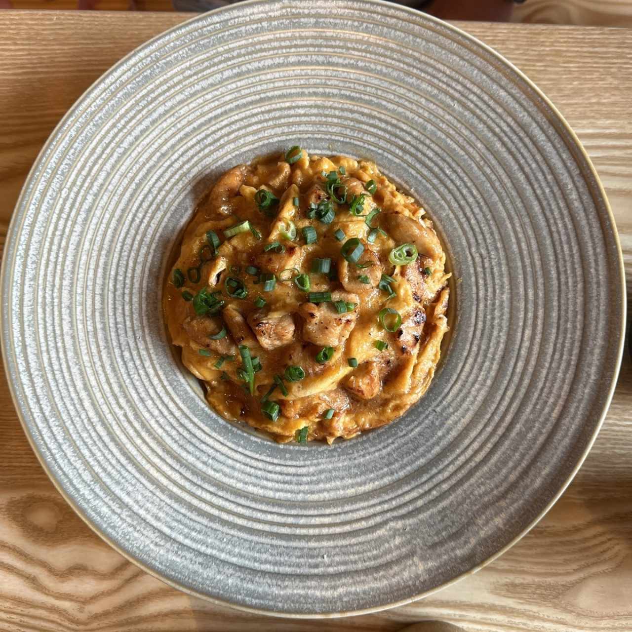 ESPECIALIDADES - Oyakodon