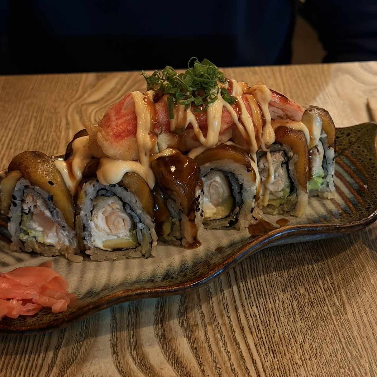 SUSHI - Filipino Roll