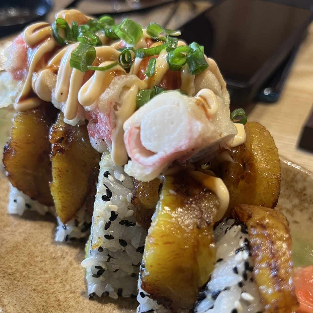 SUSHI - Filipino Roll