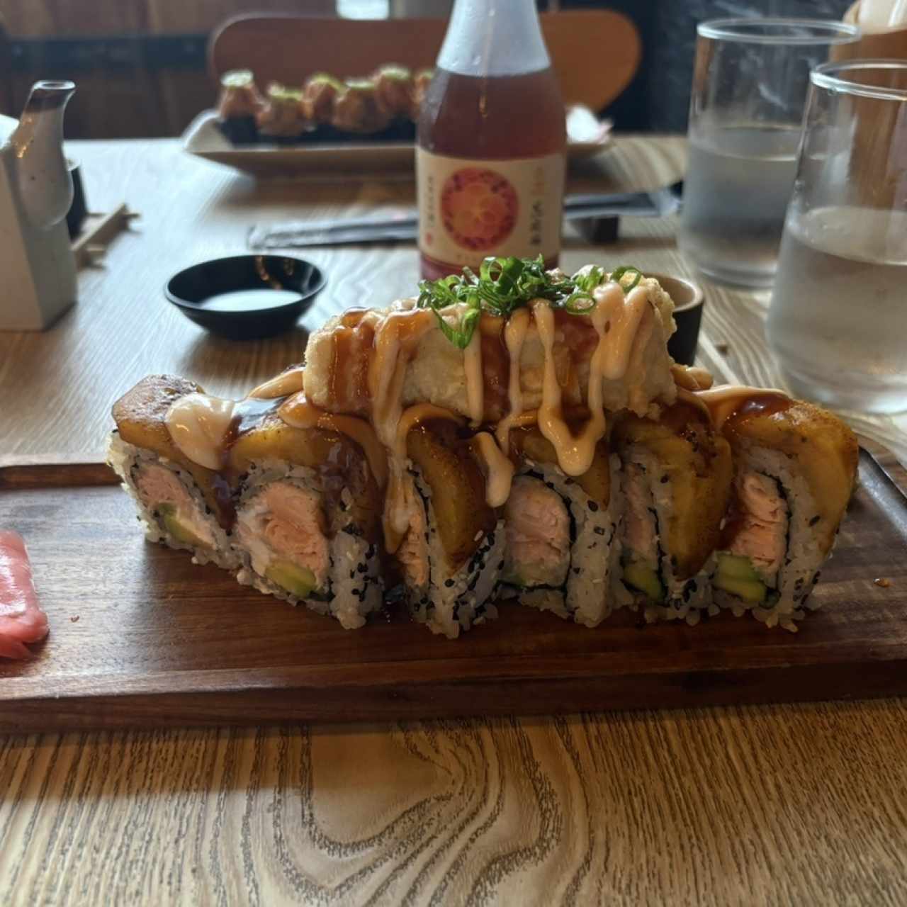 SUSHI - Filipino Roll