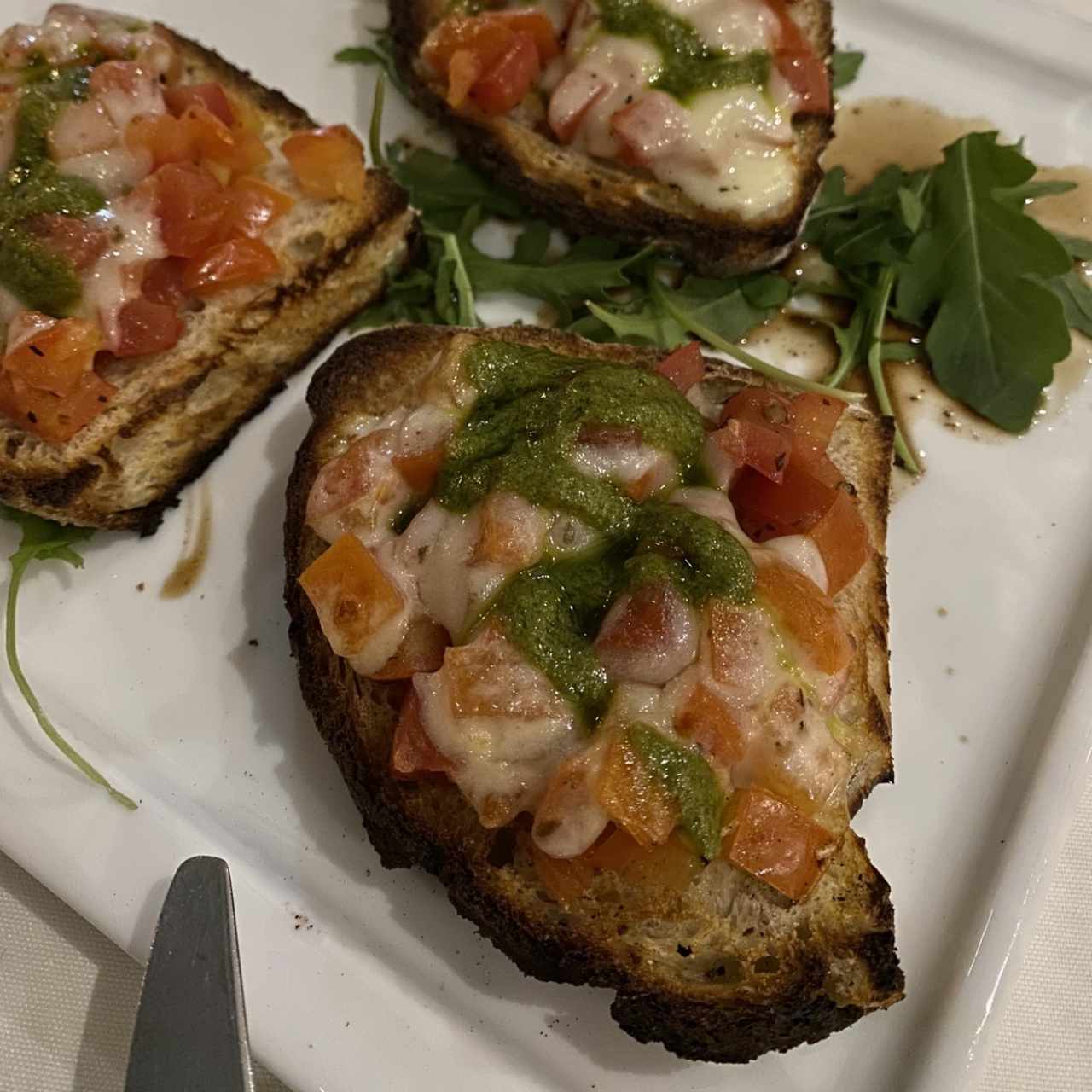 Entradas - Bruschetta Capresse