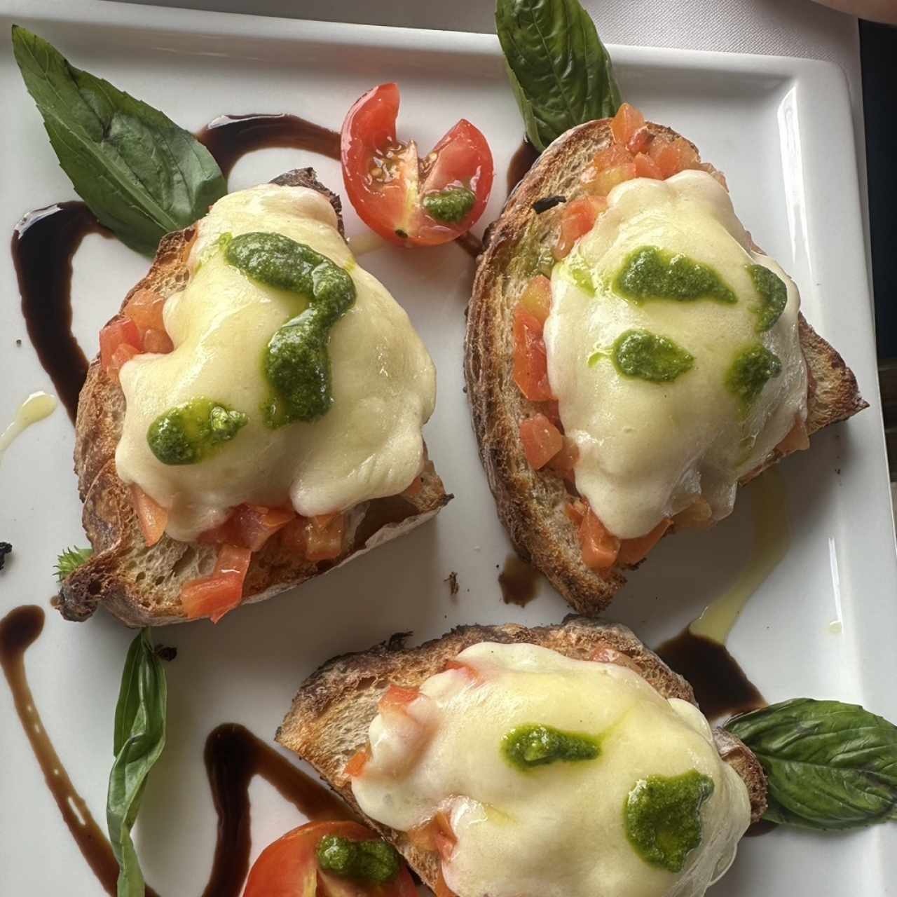 Entrada - Bruschetta Capresse