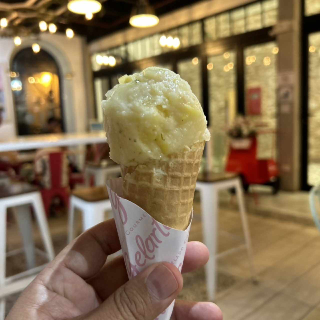 Limon con hierba buena
