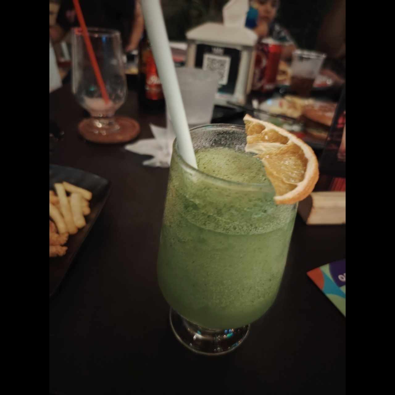 Limonada con hierba buena