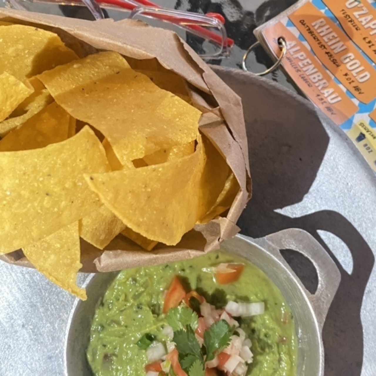 Starters - Guac y Chips