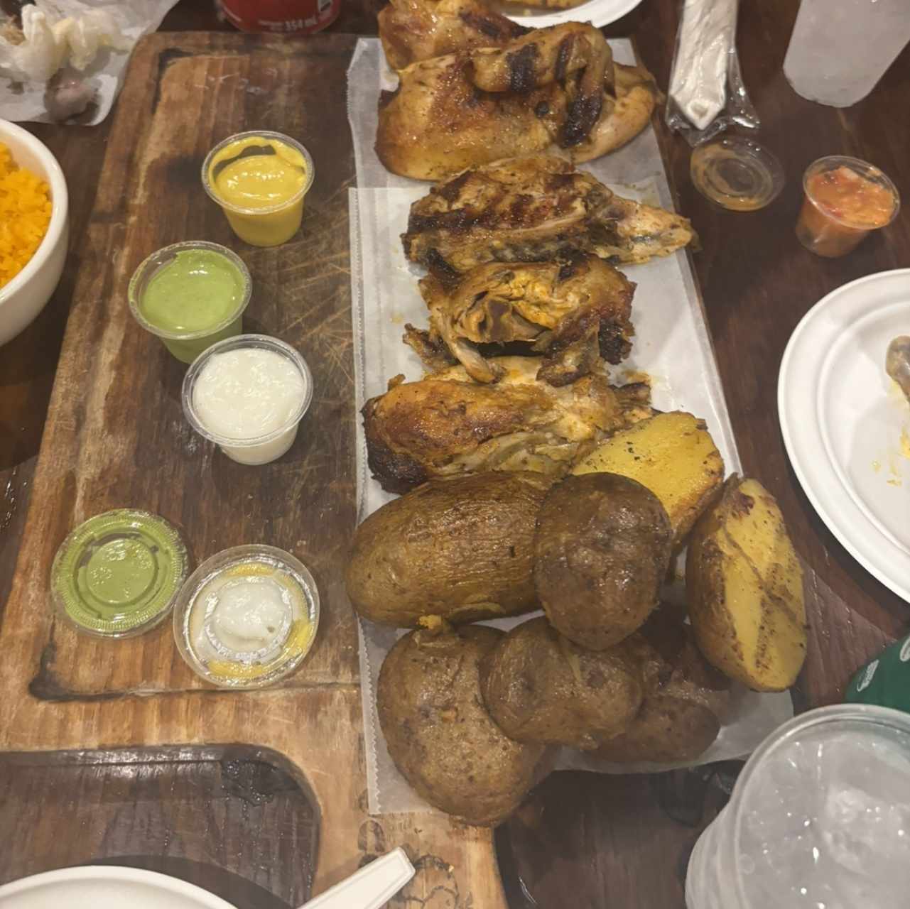 Platos recomendados FOTOS REALES product Pollo entero buco pack Incluye, 3 acompañantes, 2 nubes de ajo y 2 salsas de ají verde. $23.49 product 1/2 pollo buco pack Incluye, 2 acompañantes, nube de ajo y salsa de ají verde. $12.99 Pollo Pollo entero buco p