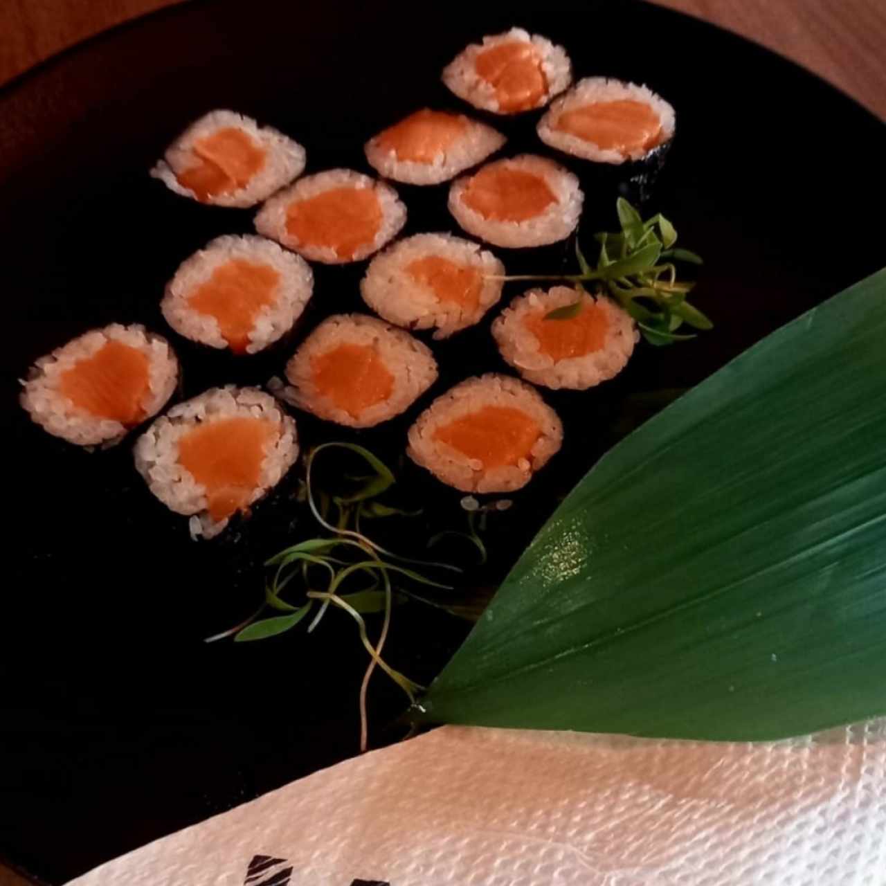 hosomaki de salmón