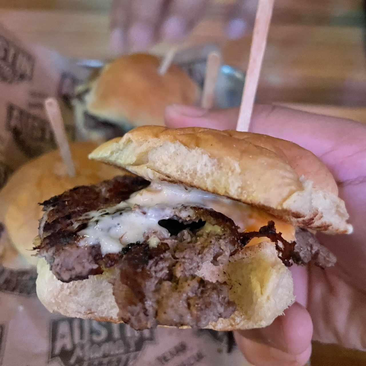 Ohma Sliders
