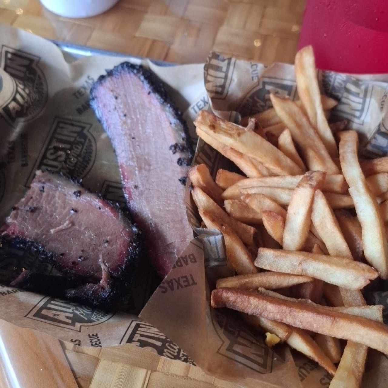 Kids Menú - Choped Brisket +Side