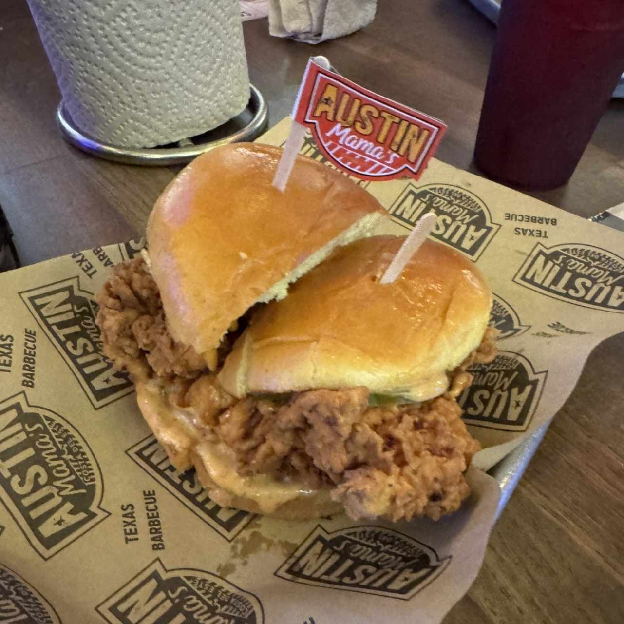 Chicken Sandwich (pedi que viniera partida)