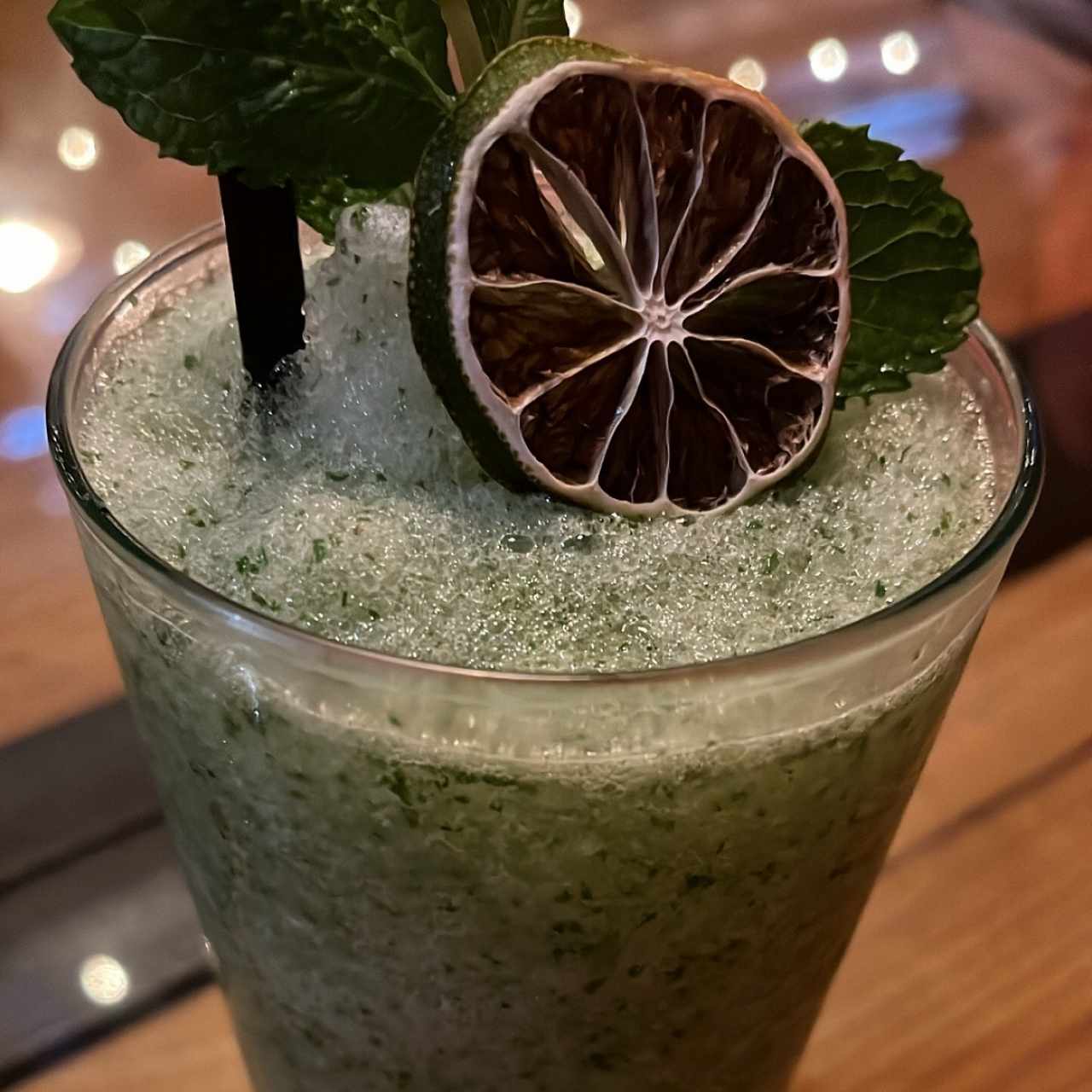 Limonada de hierbabuena 