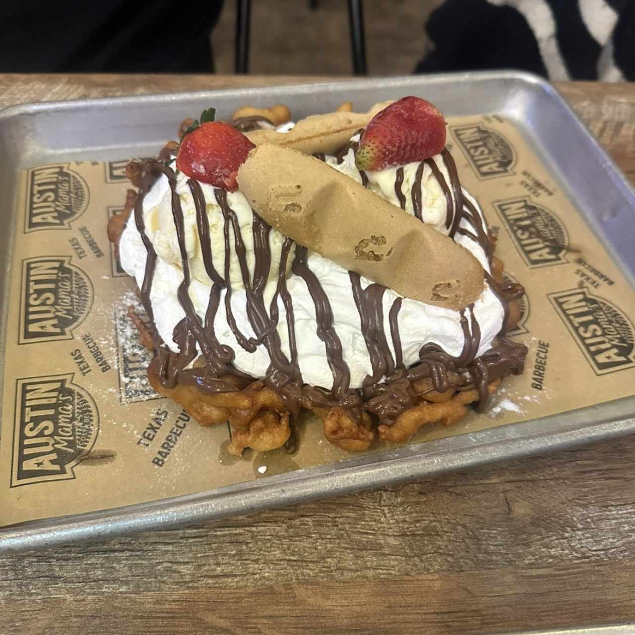 Postres - Supreme Funnel Cake (Nutela)