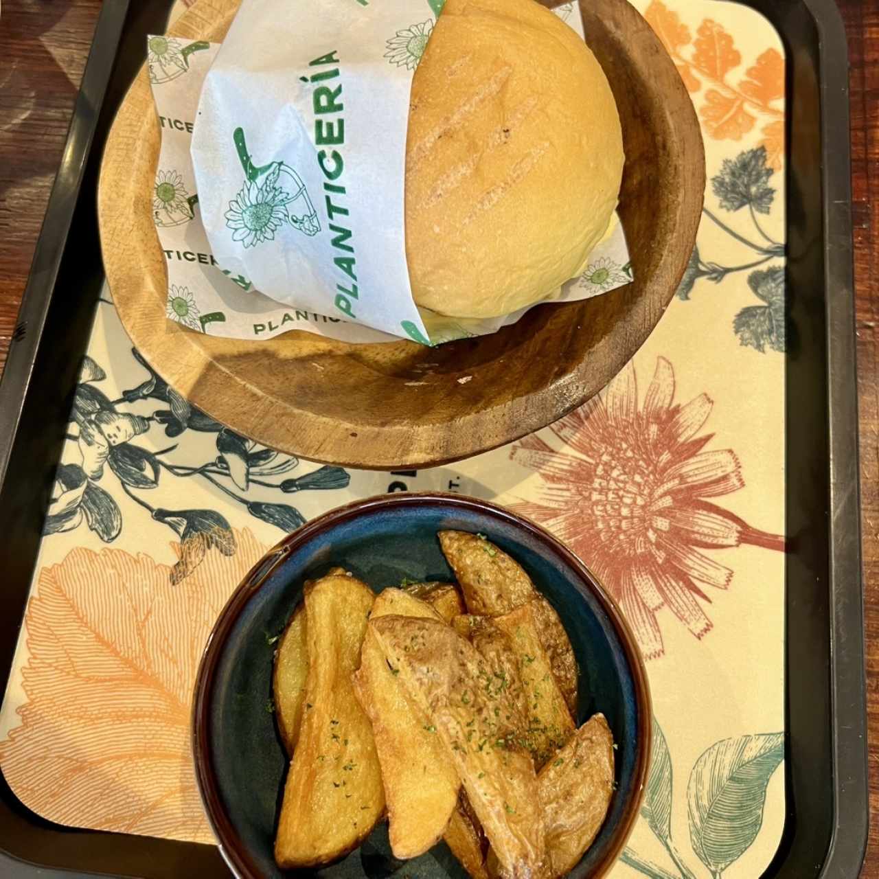 Platos - Cheeze Burger