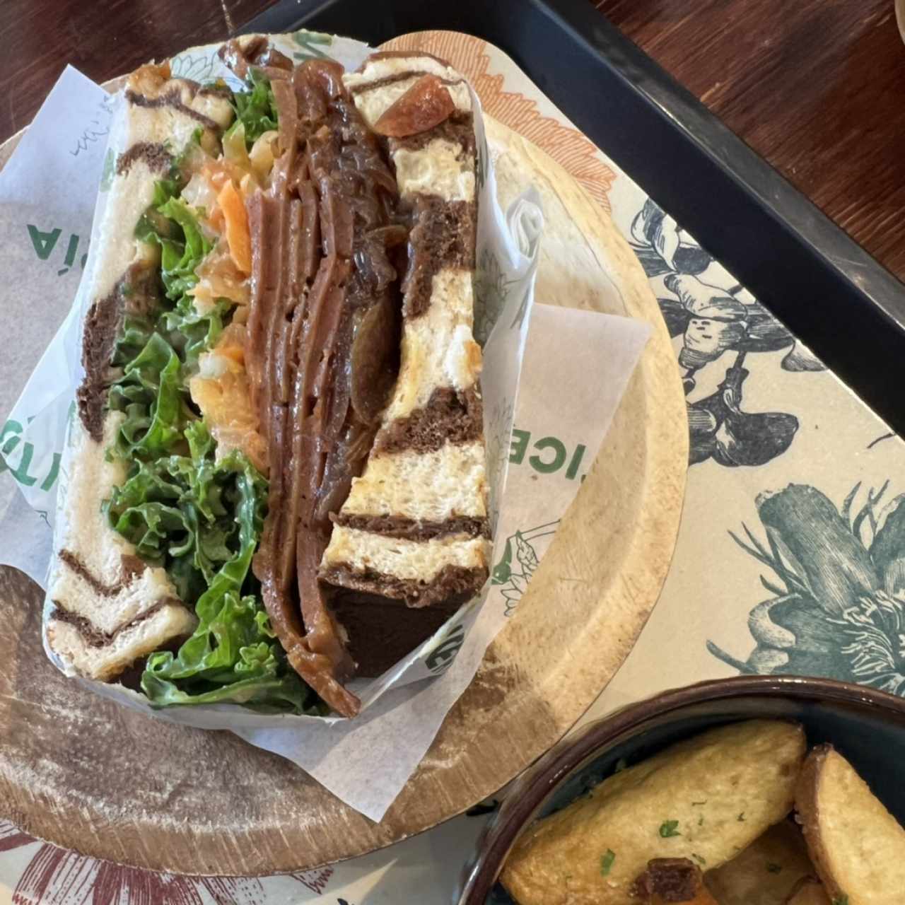 Platos - Best Vibes Reuben