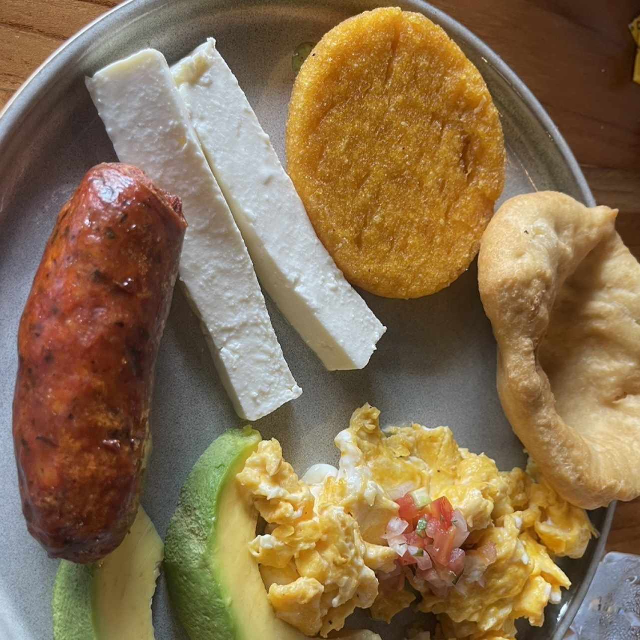 Eggs - El Itsmeño