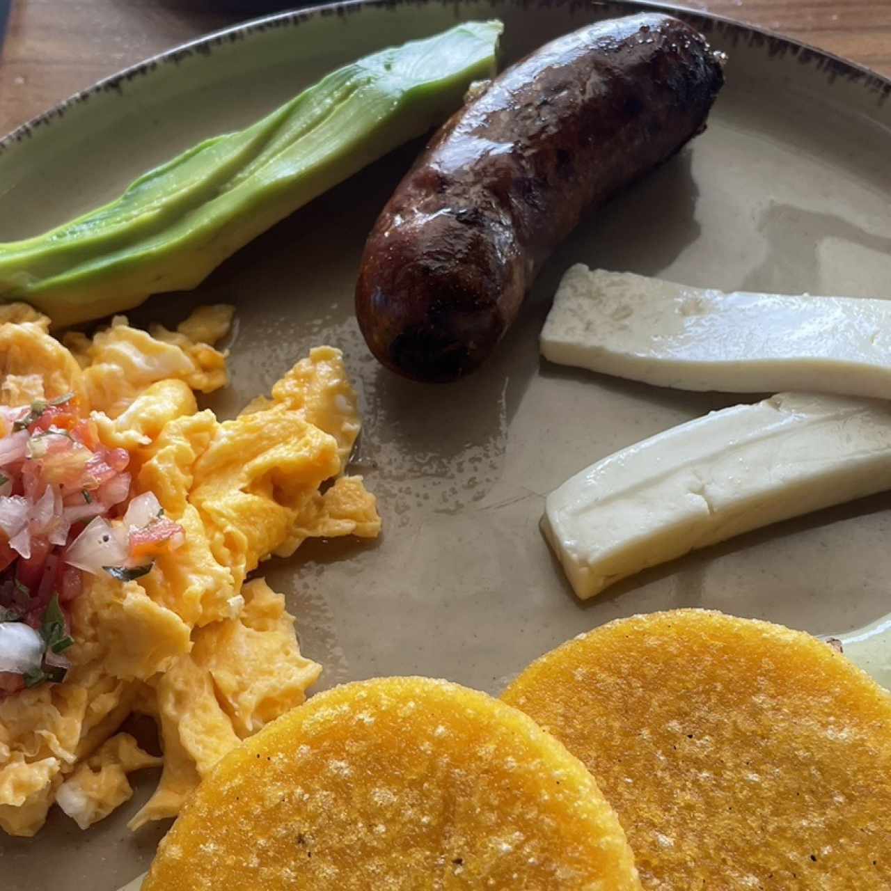 Eggs - El Itsmeño