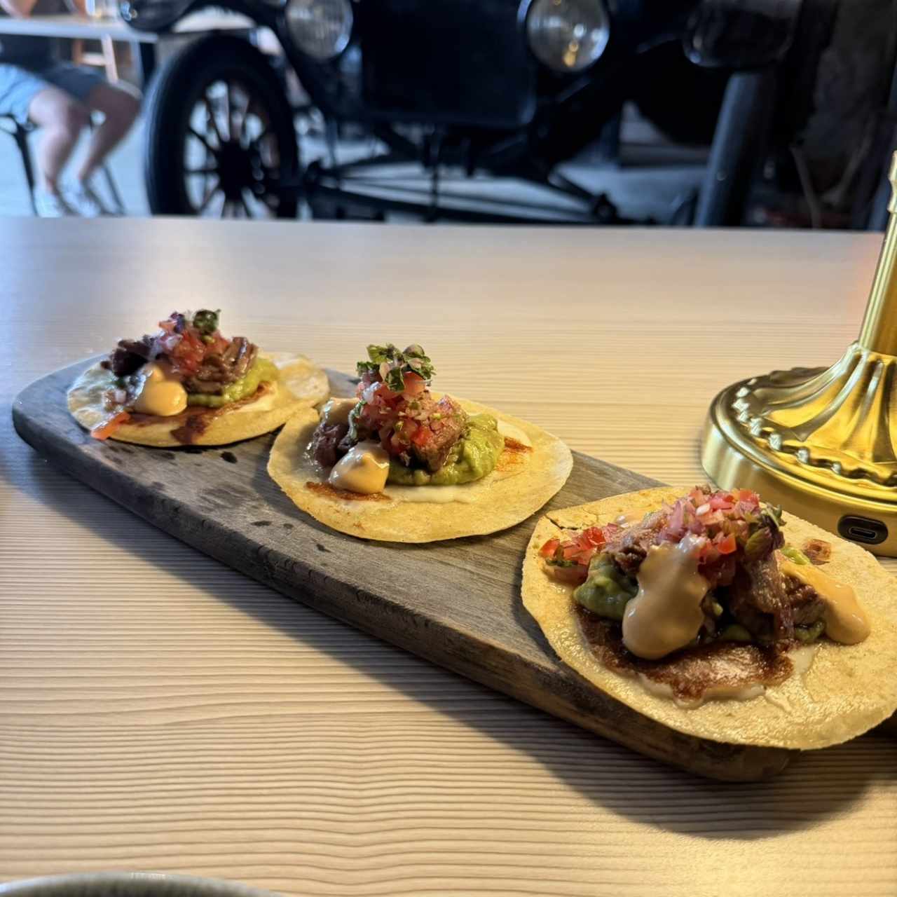 Entradas -Appetizers - Tacos de entraña