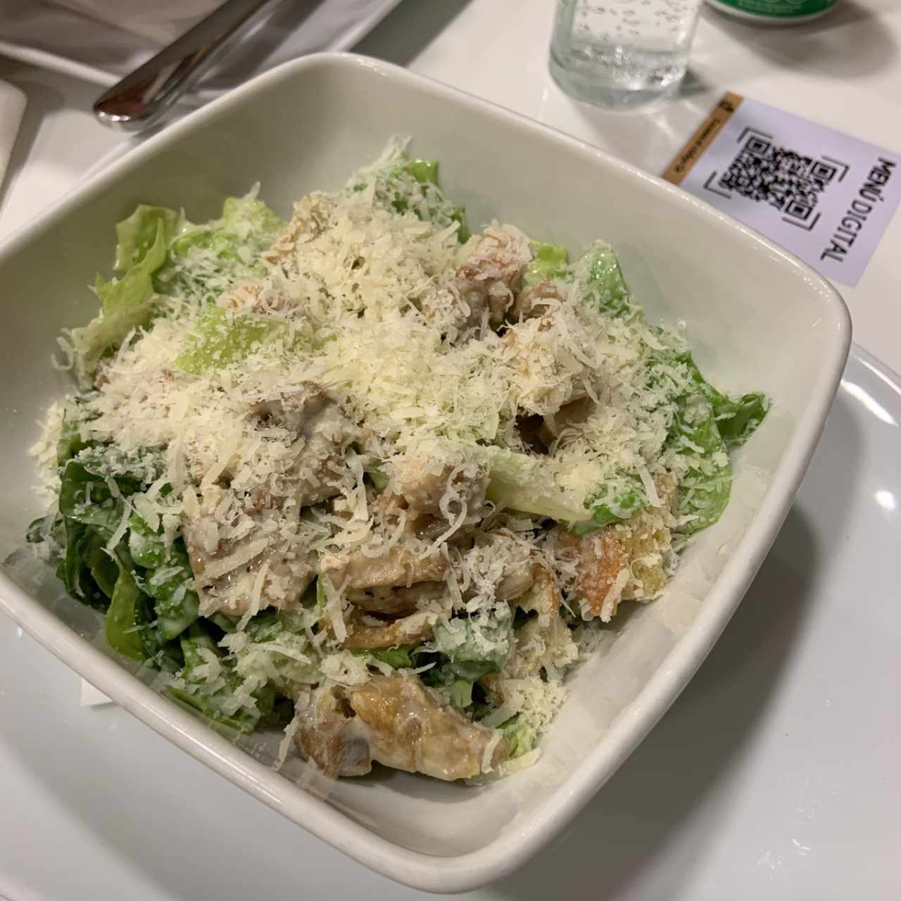 Ensalada César con Pollo