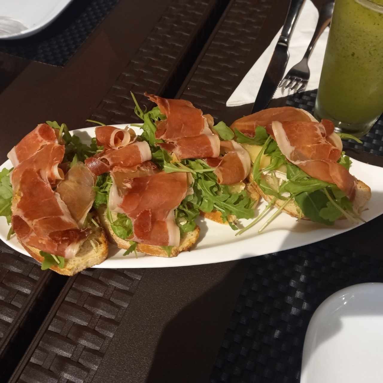 Bruschetta con Jamón serrano
