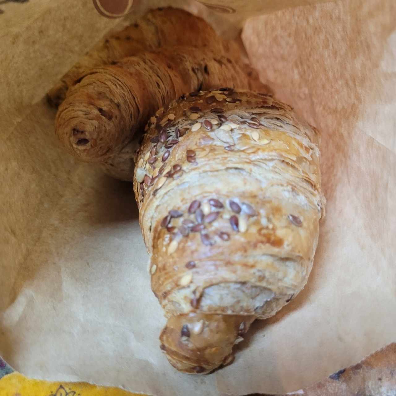 PASTELERÍA SALADA - Croissant de Multigrano