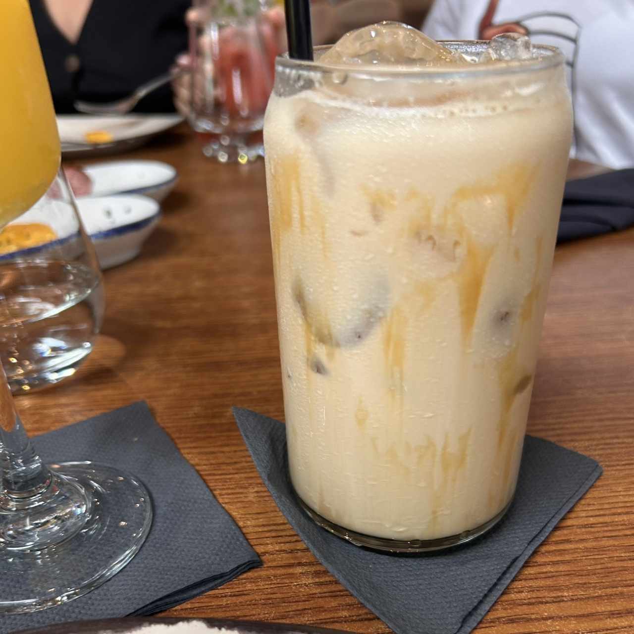 Ice caramel latte 
