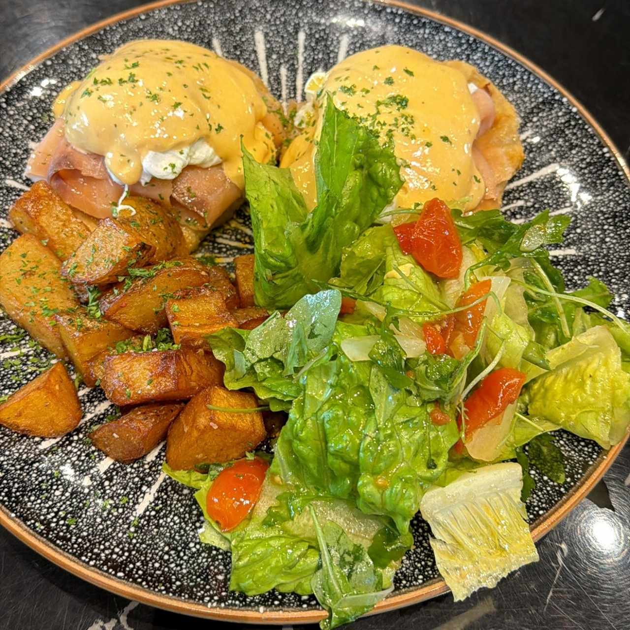 smoked salmón benedicto