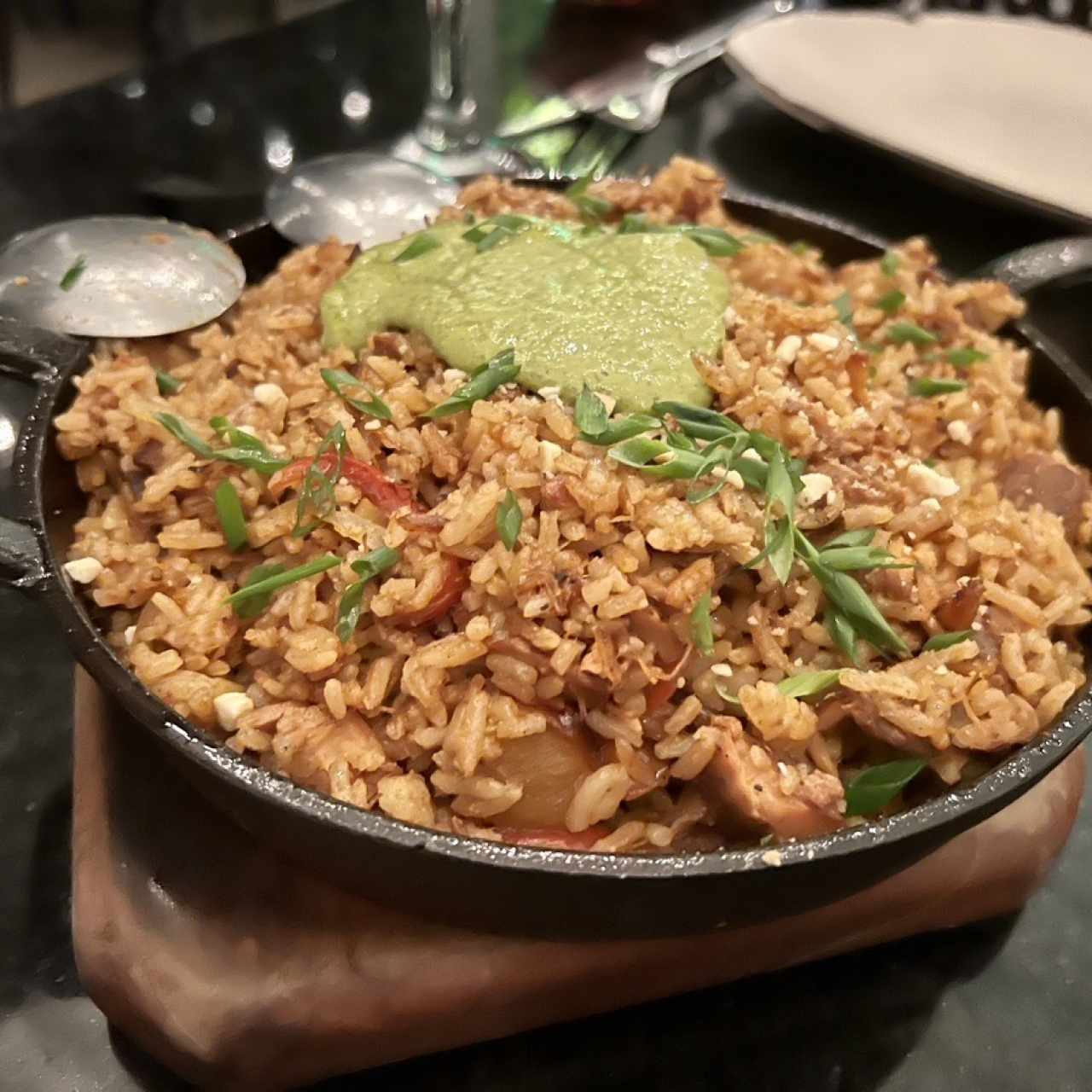 Cortes Locales - Arroz cochinillo Style