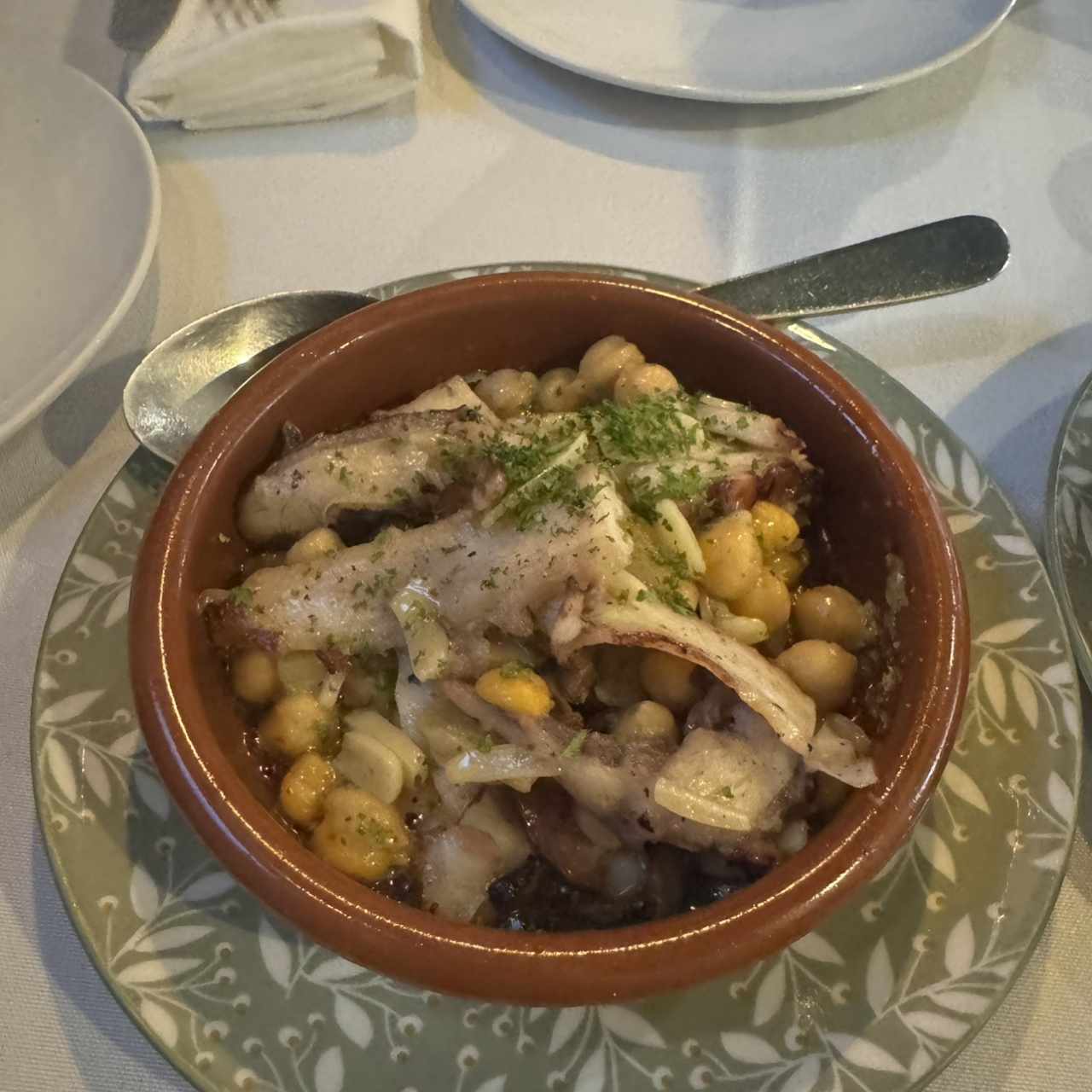 Pulpo con ajo 
