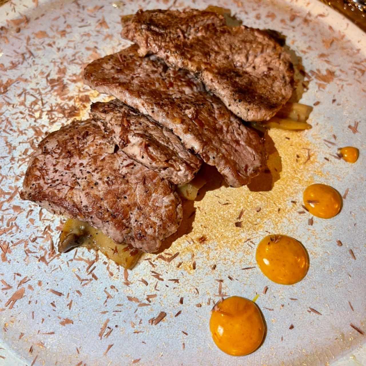 Filete de Res Hongos y Trufa Fresca - degustación