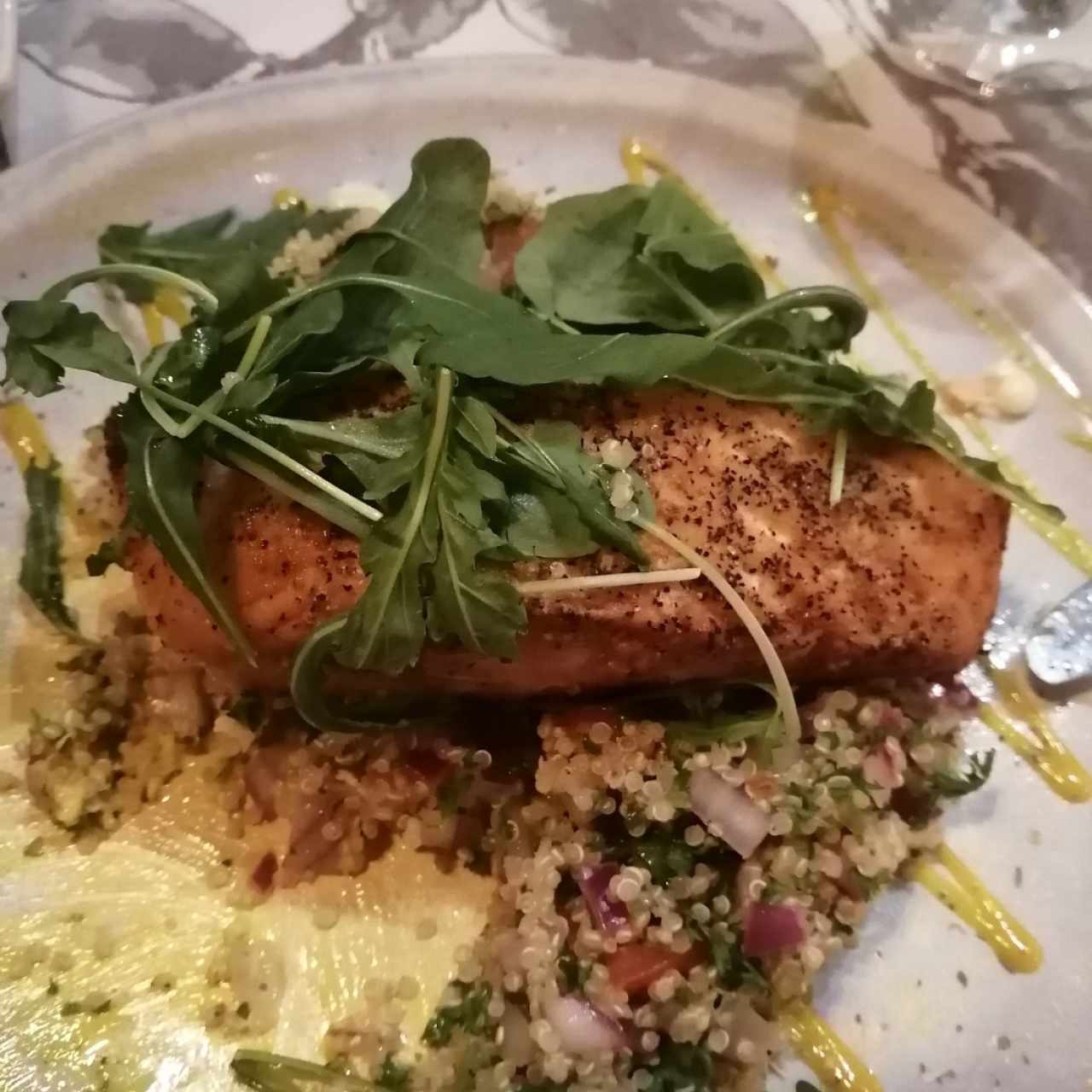 Salmón salotto.