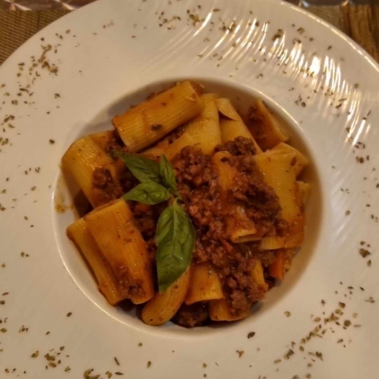 Rigatoni con Salsa Boloñesa de la Abuela Clara