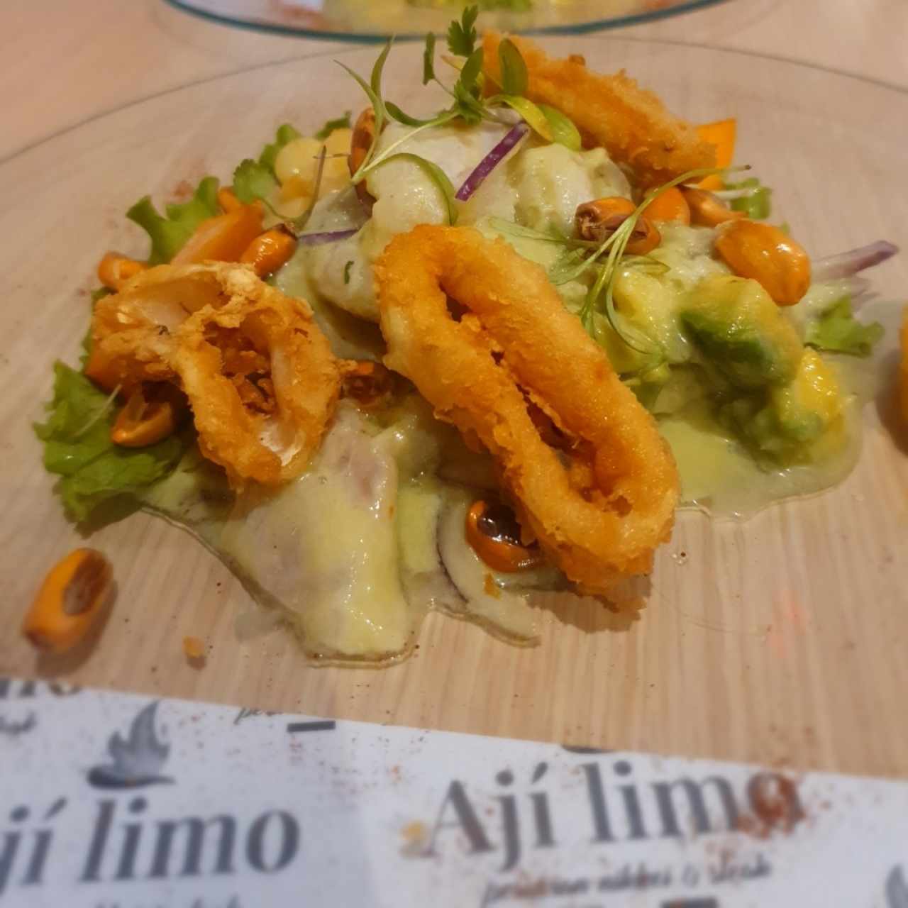 Ceviche de Corvina con Crema de Aguacate