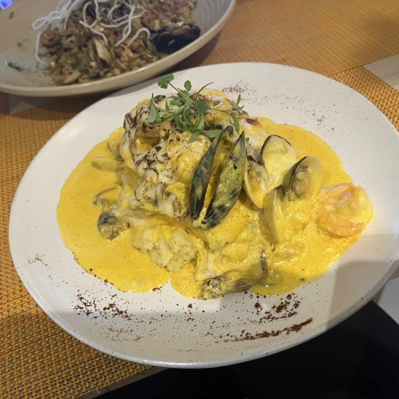 Salmon frutos del mar