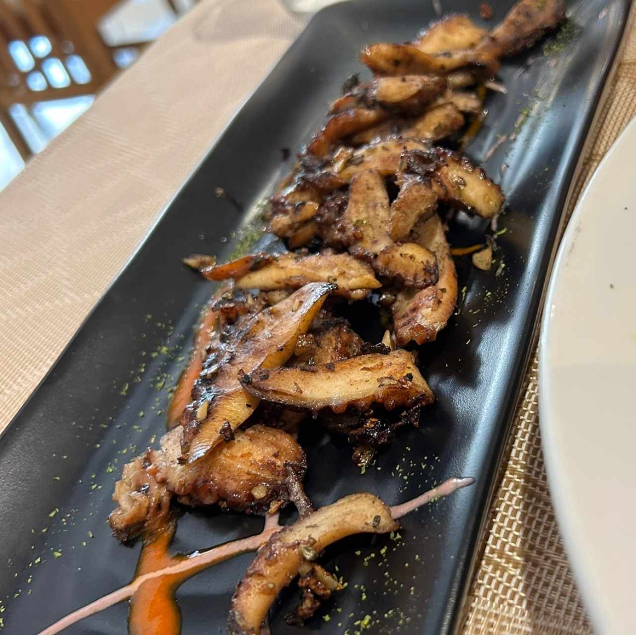 Entradas Calientes - Pulpo al Carbón