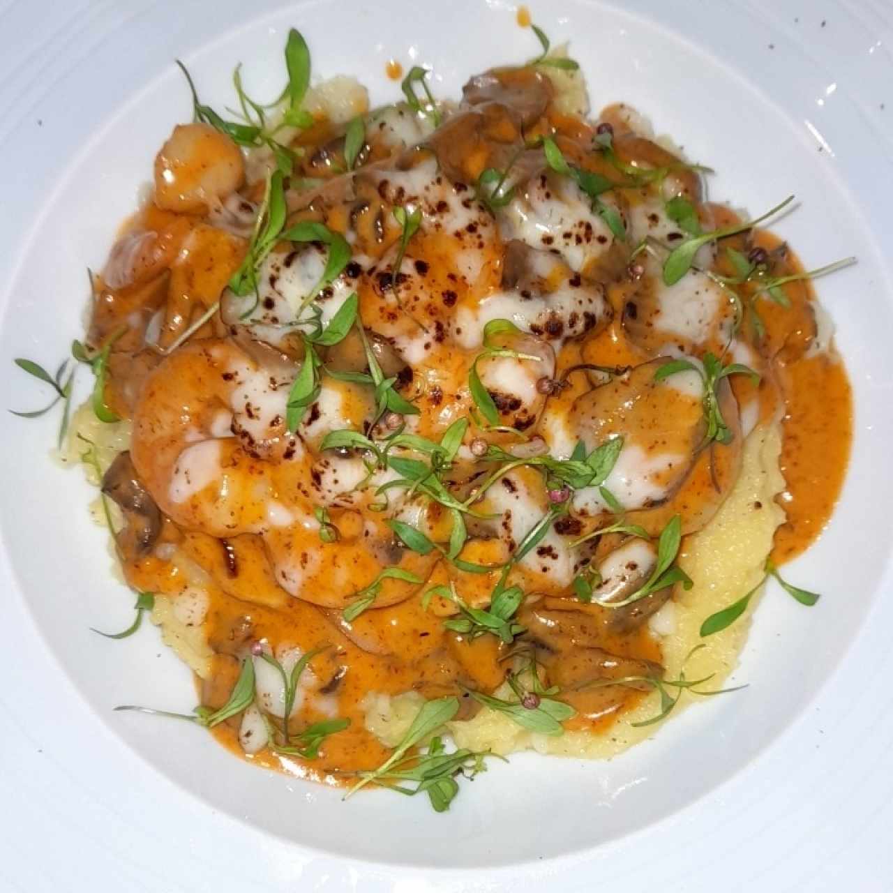 Corvina Rellena con Camarones