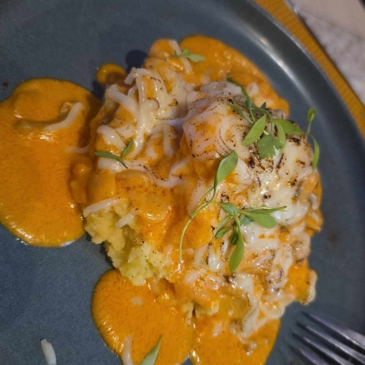 Corvina Rellena con Camarones