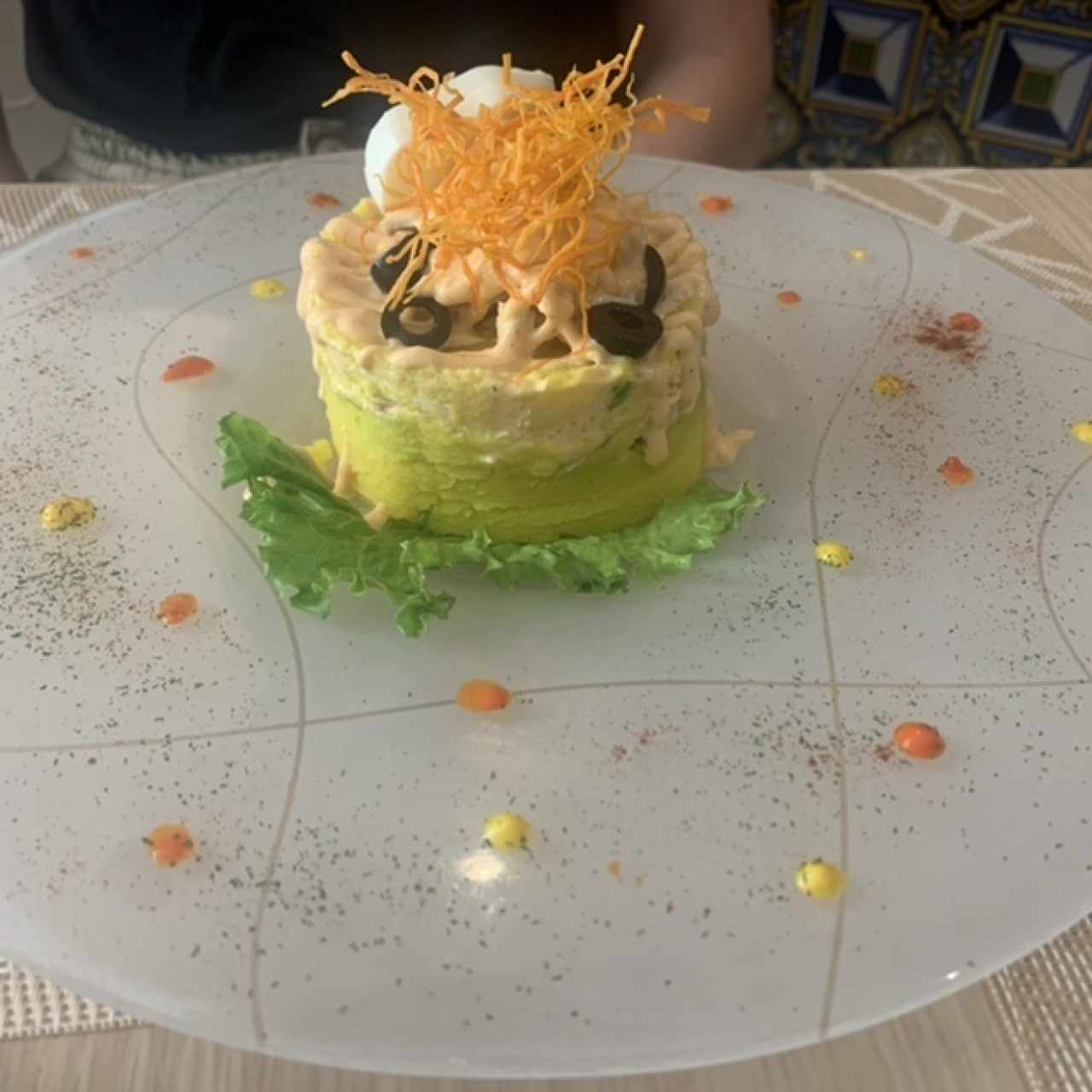 Causa limeña de pollo