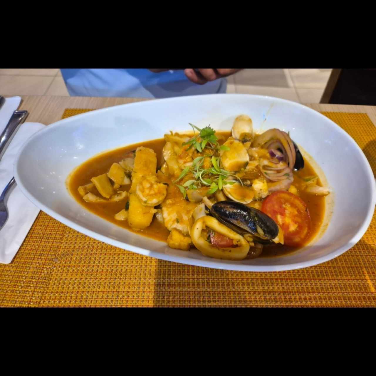 Sudado de Pescado y Mariscos