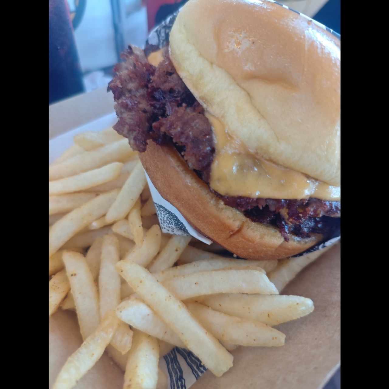 Smash Onion Burger +papas+Soda 335ml