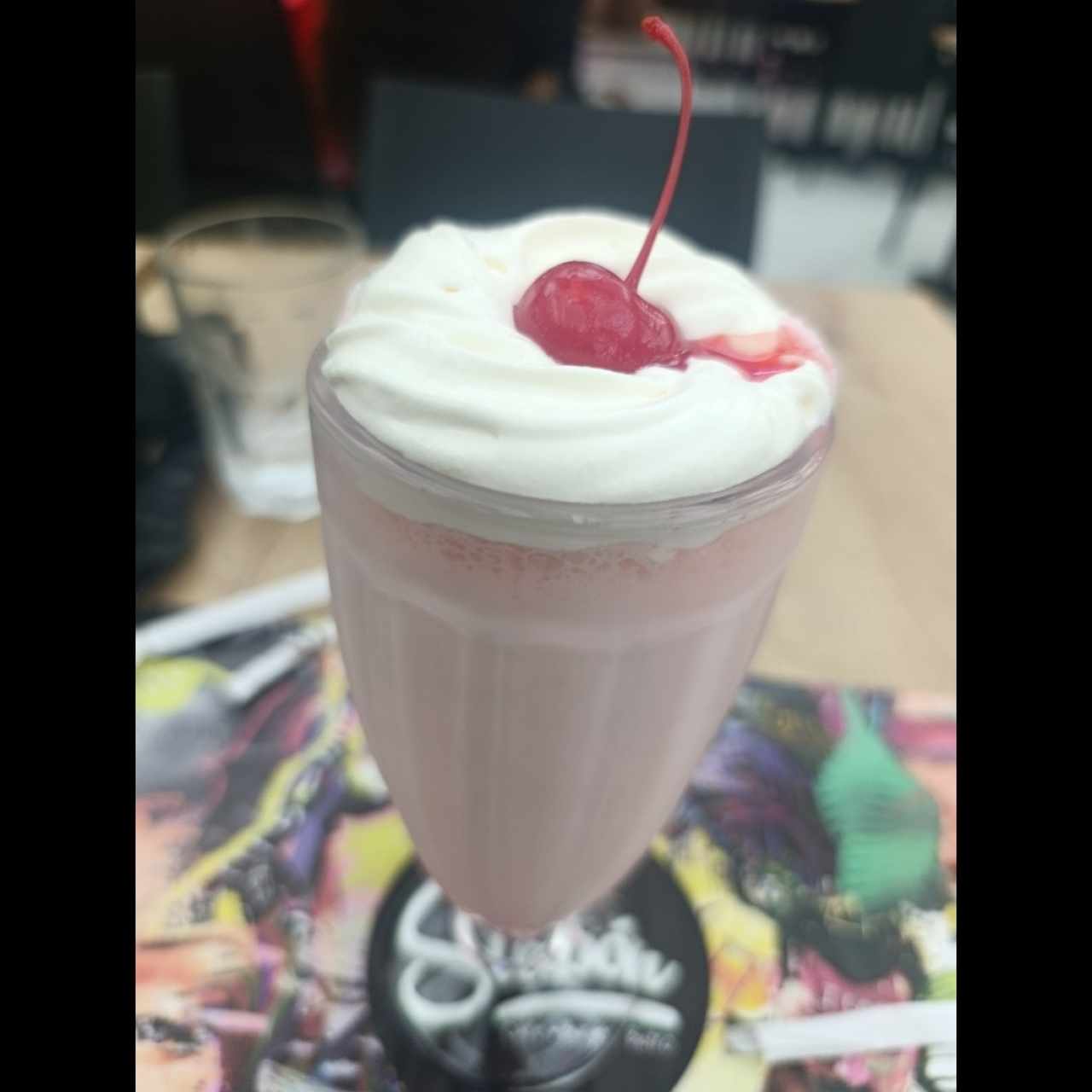 rico smoothie de fresa