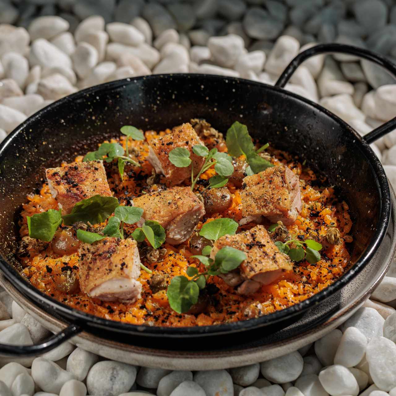 "Mi Interpretación de Arroz con Pollo"
